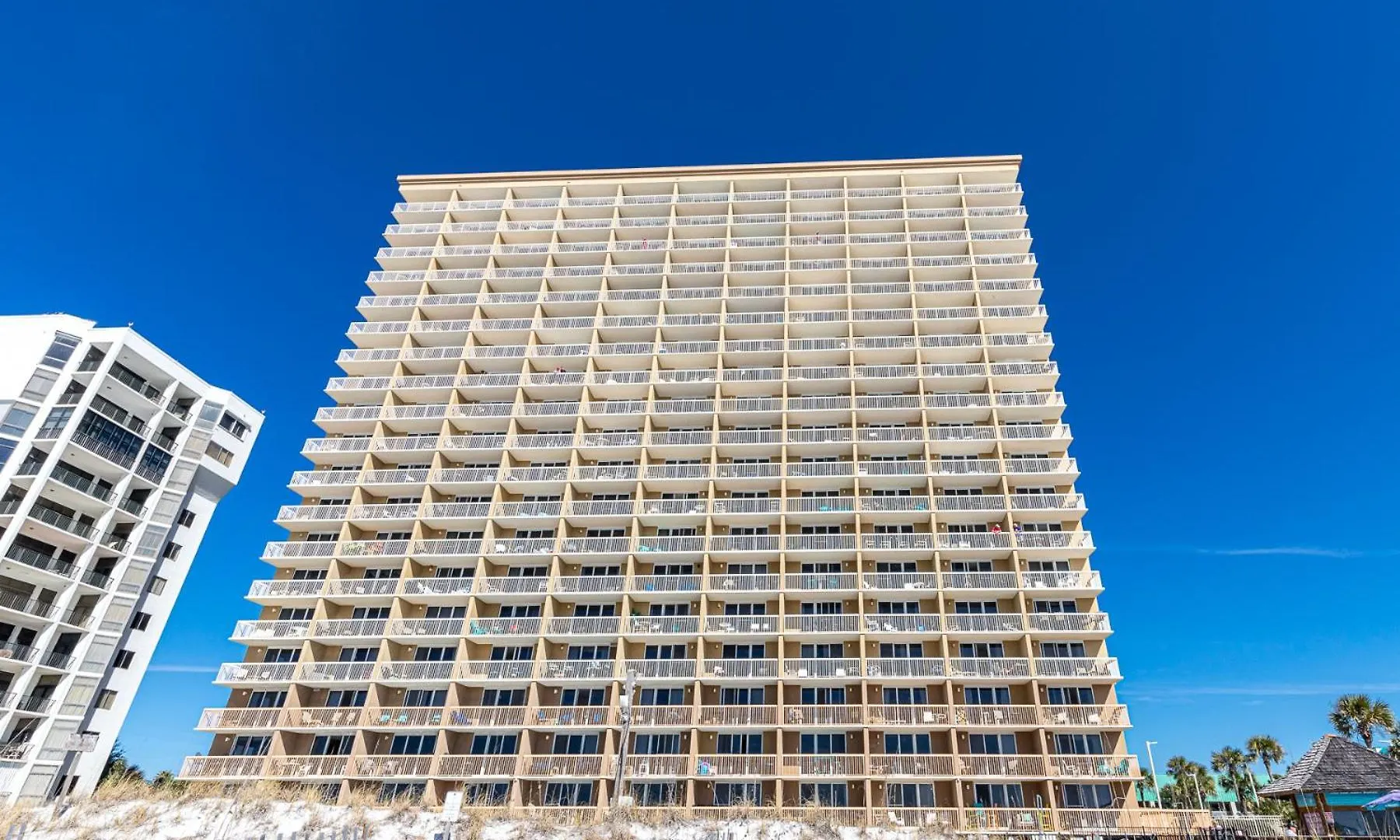 Shoreline Towers 1123- By Holiday Isle Properties Destin Apartment