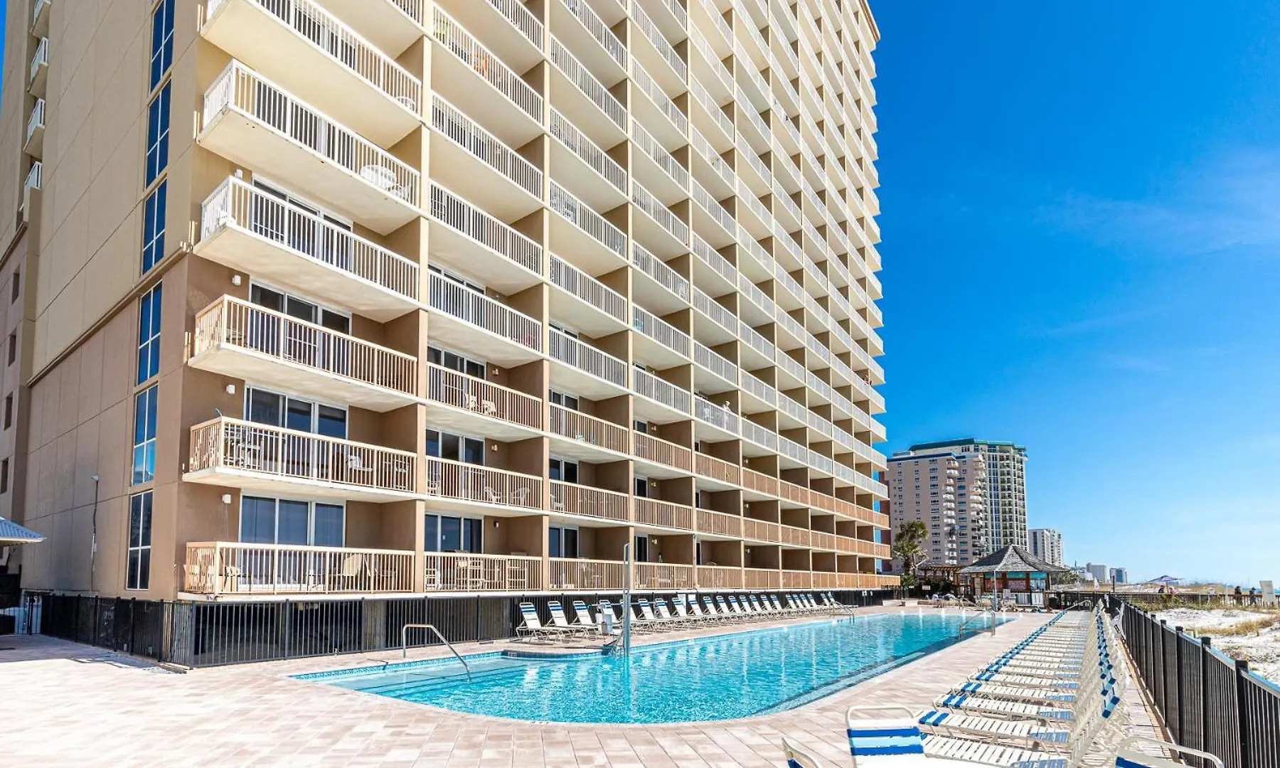 Shoreline Towers 1123- By Holiday Isle Properties Destin Apartment